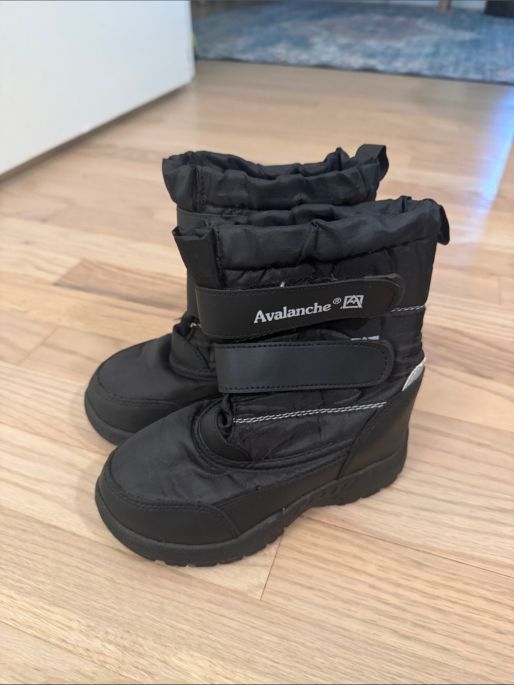Avalanche Kids Black Insulated Winter Boots with Velcro Straps - child size C10